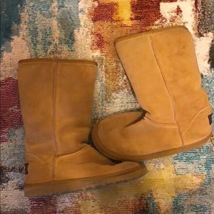 Classic tall UGG boots